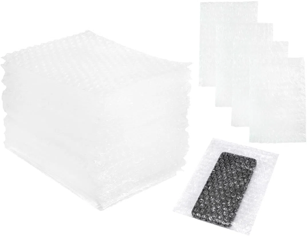Lot de 50 sacs à bulles en plastique de 20 x 15 cm. Emballage de protection pour protéger les articles délicats et envoyer des colis en toute sécurité. Parfaits pour ranger et stocker des objets